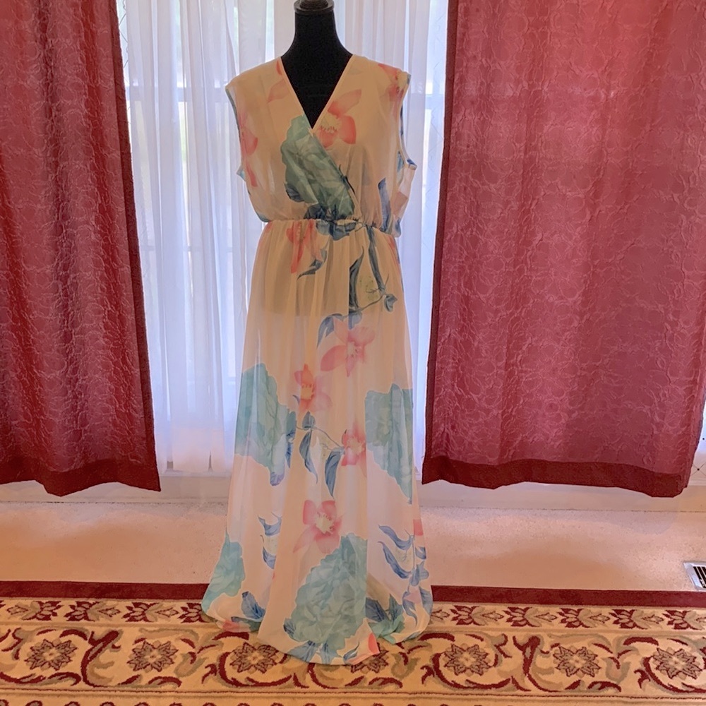 Maxi dress